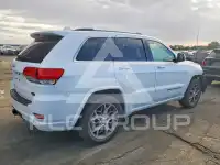 2020 Jeep CHEROKEE photo