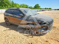 2020 Jeep CHEROKEE фото