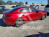 2020 Mazda 3 photo