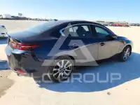 2020 Mazda 3 photo
