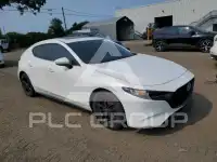 2020 Mazda 3 photo