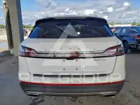 2020 Lincoln NAUTILUS фото