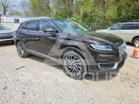 2020 Lincoln NAUTILUS photo
