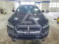 2020 Lincoln MKZ photo