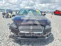2020 Lincoln MKZ photo