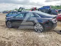 2020 Lincoln MKZ photo