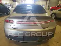 2020 Lincoln MKZ photo