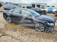 2020 Lincoln MKZ photo