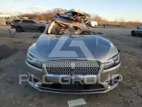 2020 Lincoln MKZ photo