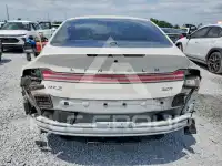 2020 Lincoln MKZ photo