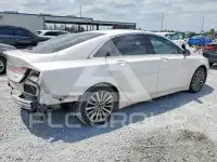 2020 Lincoln MKZ photo