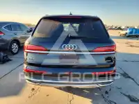 2020 Audi Q7 photo