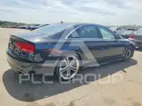 2020 Audi S8 фото