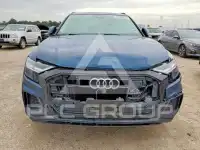 2020 Audi Q8 фото