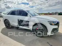 2020 Audi Q8 photo