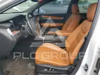 2020 Cadillac XT5 photo