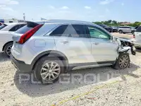2020 Cadillac XT4 photo