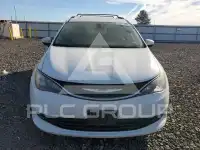 2020 Chrysler Pacifica photo