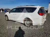 2020 Chrysler Pacifica photo
