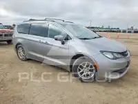 2020 Chrysler Pacifica photo