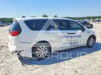 2020 Chrysler Pacifica photo