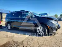 2020 Chrysler Pacifica photo