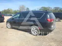2020 Chrysler PACIFICA photo
