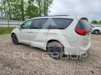 2020 Chrysler PACIFICA photo