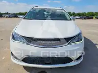 2020 Chrysler PACIFICA photo