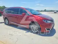 2020 Chrysler PACIFICA photo