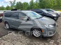 2020 Chrysler PACIFICA photo