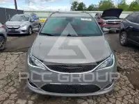 2020 Chrysler PACIFICA photo