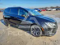 2020 Chrysler PACIFICA photo
