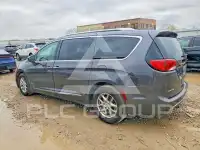 2020 Chrysler PACIFICA photo