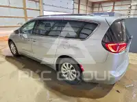 2020 Chrysler PACIFICA photo