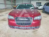 2020 Chrysler 300 photo