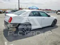 2020 Chrysler 300 photo