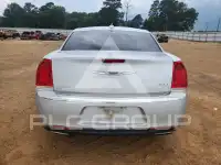 2020 Chrysler 300 photo