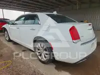2020 Chrysler 300 photo