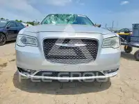 2020 Chrysler 300 фото