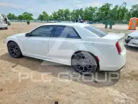 2020 Chrysler 300 photo