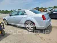 2020 Chrysler 300 фото