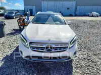 2020 Mercedes Benz GLA-Class фото
