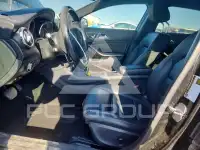 2020 Mercedes Benz GLA-Class фото