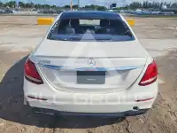 2020 Mercedes Benz E-Class фото