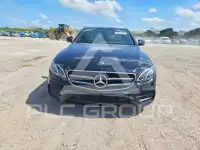 2020 Mercedes Benz E-Class photo