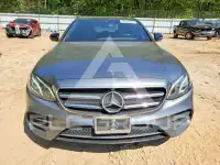 2020 Mercedes Benz E-Class фото