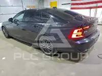 2020 Volvo S90 photo