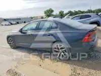 2020 Volvo S60 фото