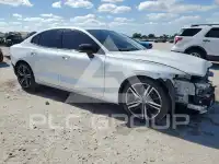 2020 Volvo S60 фото